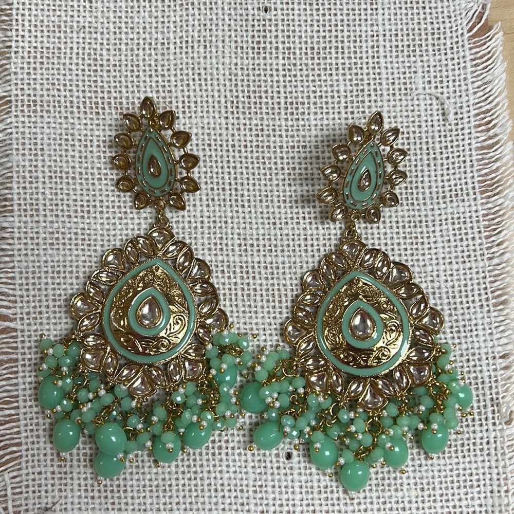 Earrings - pendant style